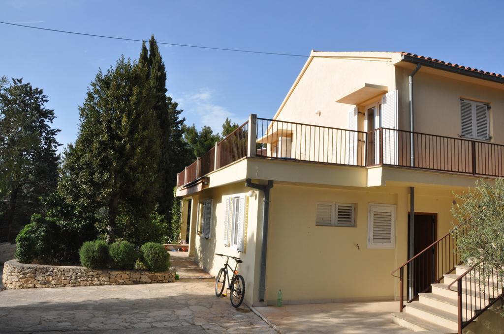 Apartment Supetar Blue Sky מראה חיצוני תמונה